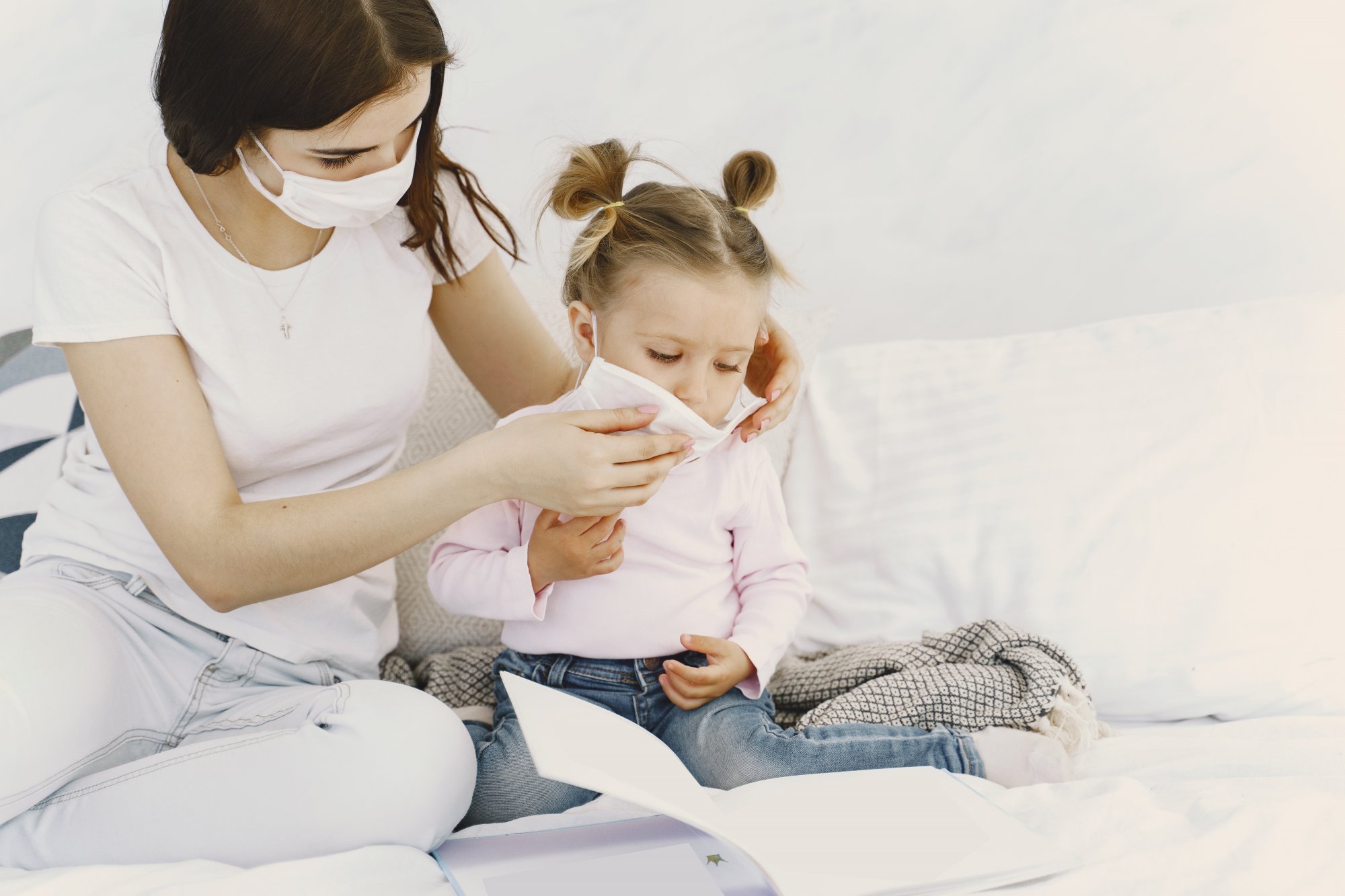mother-baby-home-with-medical-masks